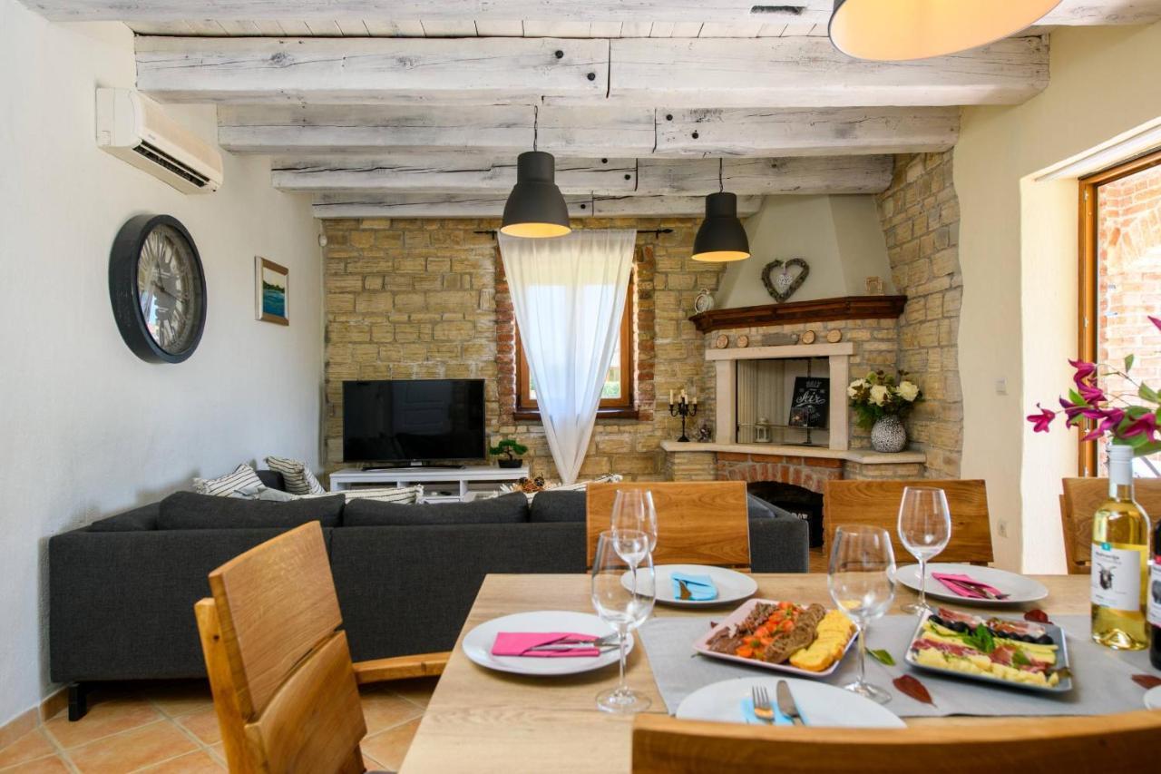 Paradis Villa Stone Queen With Heated Pool Butkovići Exteriér fotografie