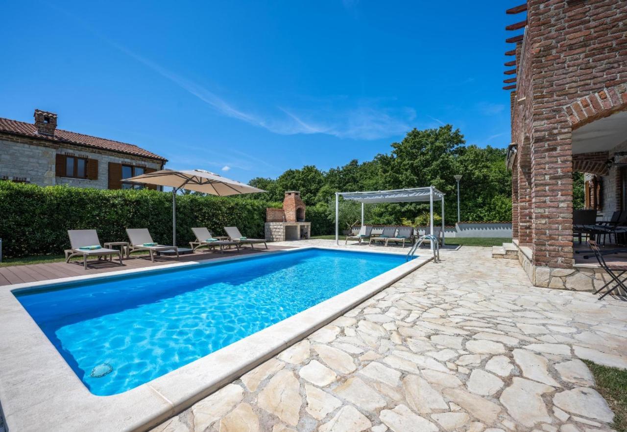 Paradis Villa Stone Queen With Heated Pool Butkovići Exteriér fotografie