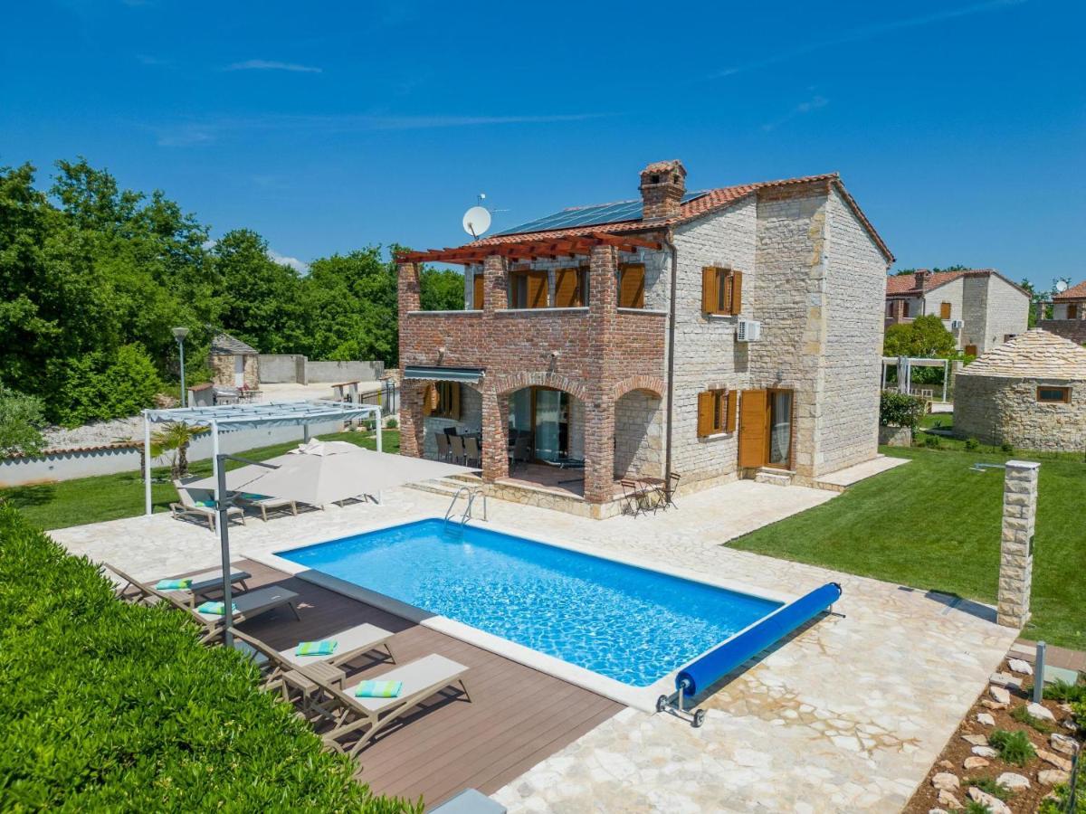 Paradis Villa Stone Queen With Heated Pool Butkovići Exteriér fotografie