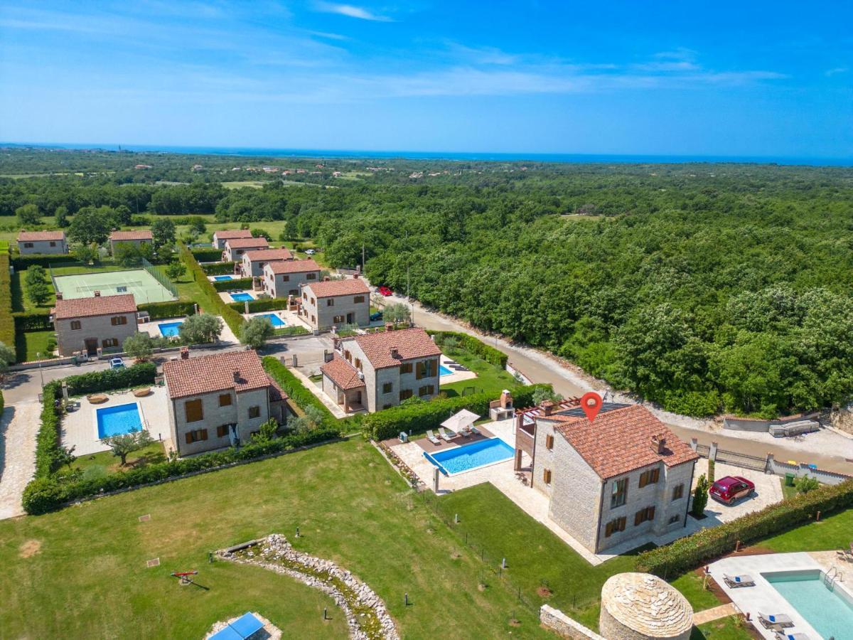 Paradis Villa Stone Queen With Heated Pool Butkovići Exteriér fotografie